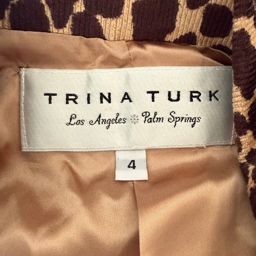 Trina Turk Animal Print Corduroy Double breasted Coat in size 4 - Picture 4 of 5